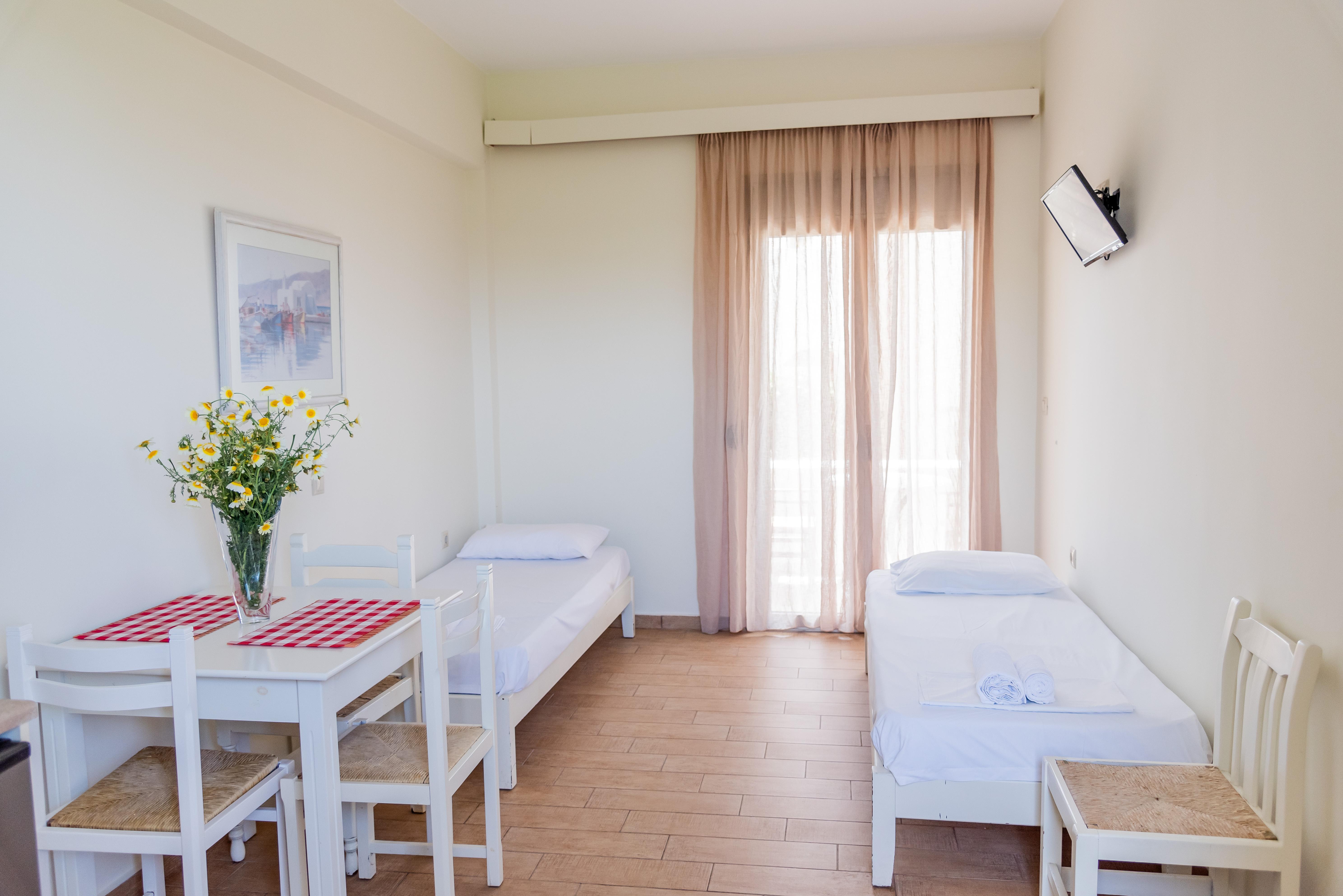 Almyra Apartments & Suites Sfakaki Ngoại thất bức ảnh