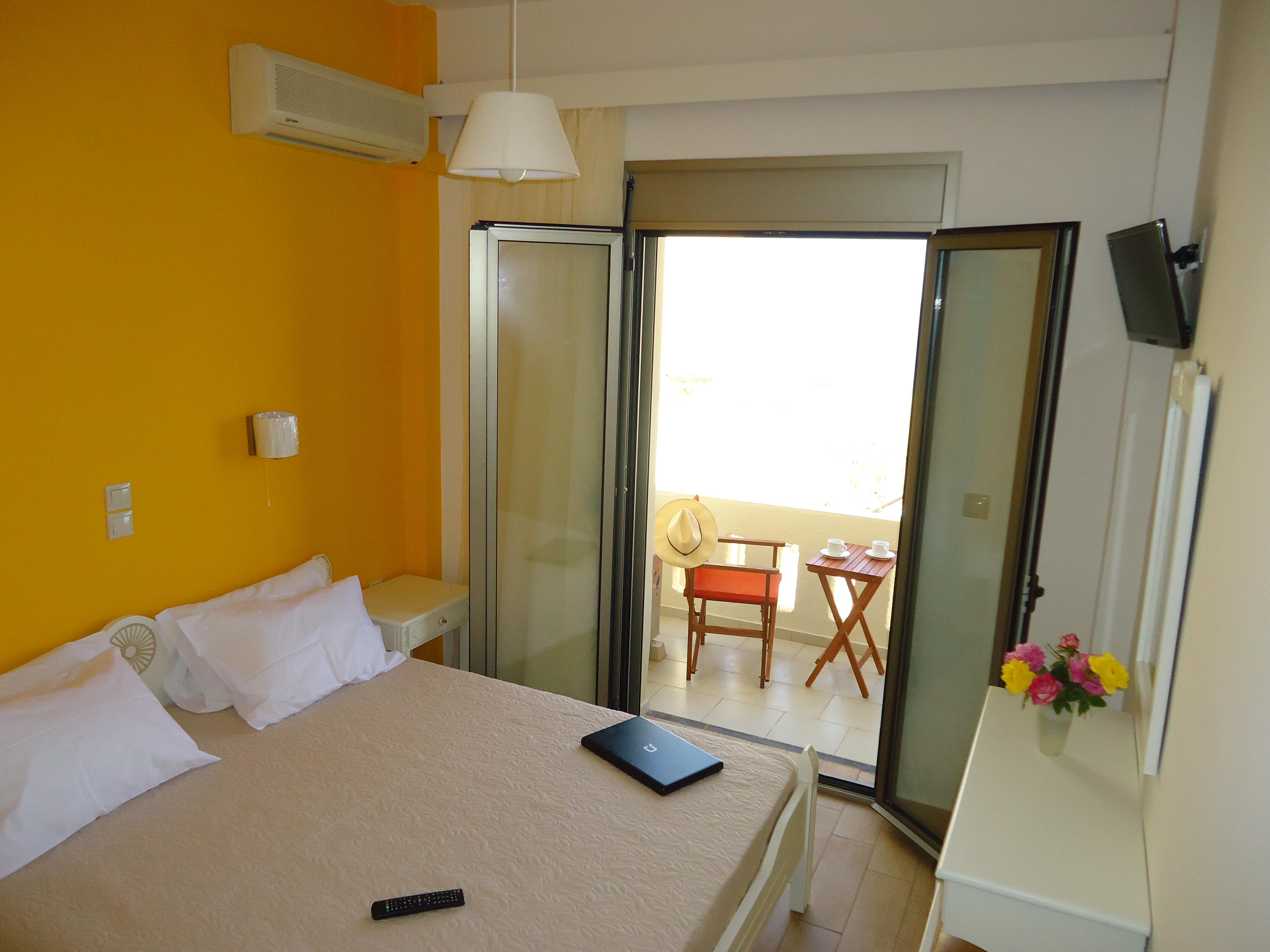 Almyra Apartments & Suites Sfakaki Ngoại thất bức ảnh